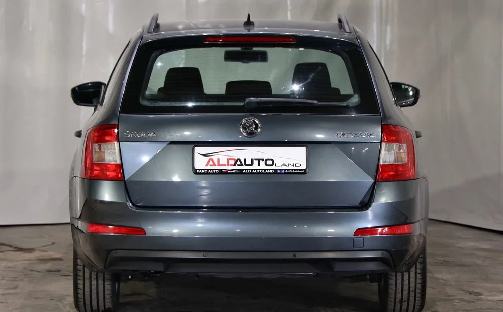 Poza 34 Skoda Octavia 1.6 TDI ACTIVE