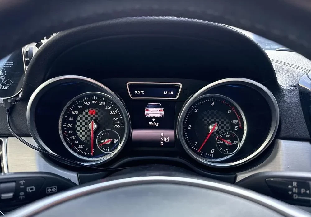 Poza 25 Mercedes-Benz GLE 350 d 4Matic 9G-TRONIC AMG Line