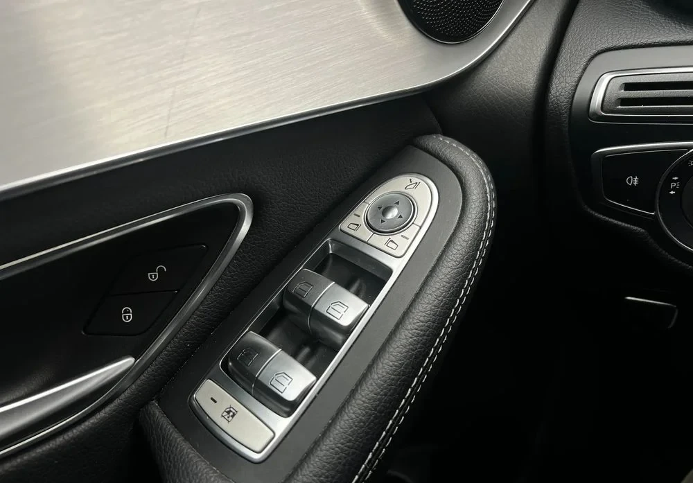 Poza 27 Mercedes-Benz GLC