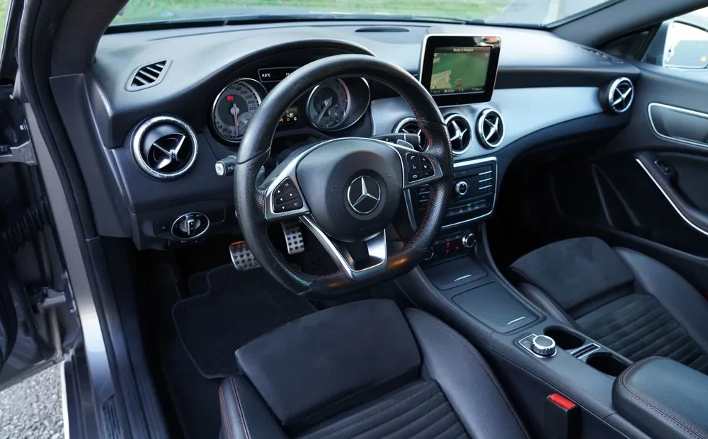 Poza 11 Mercedes-Benz CLA 200 (CDI) d 7G-DCT AMG Line