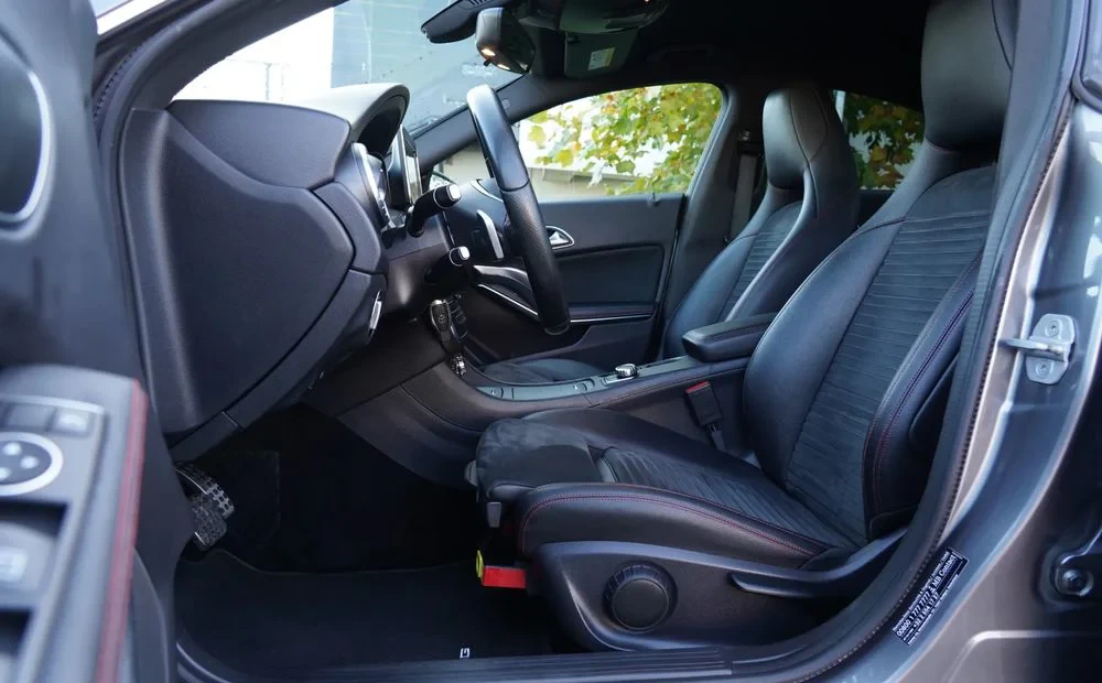 Poza 23 Mercedes-Benz CLA 200 (CDI) d 7G-DCT AMG Line