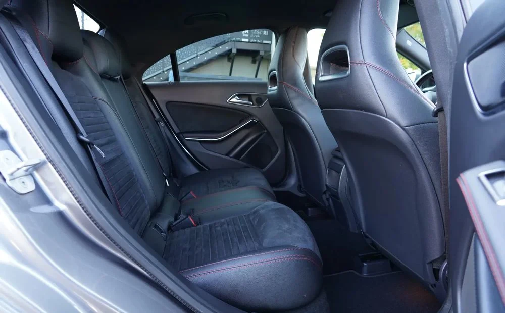 Poza 24 Mercedes-Benz CLA 200 (CDI) d 7G-DCT AMG Line