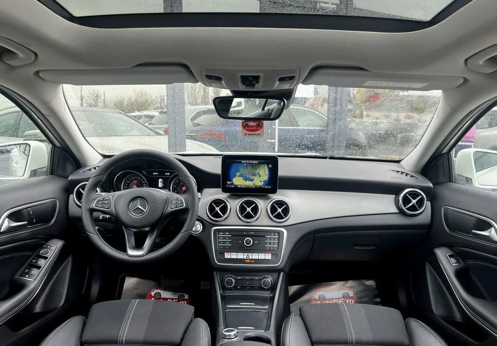 Poza 7 Mercedes-Benz GLA 180 7G-DCT Urban