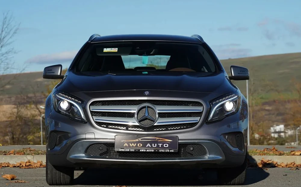 Poza 21 Mercedes-Benz GLA 220 d 4Matic 7G-DCT Urban