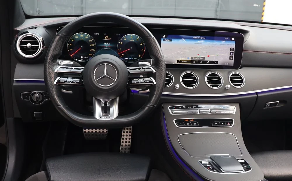 Poza 5 Mercedes-Benz E AMG 53 MHEV 4MATIC Aut.