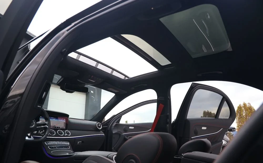 Poza 32 Mercedes-Benz E AMG 53 MHEV 4MATIC Aut.