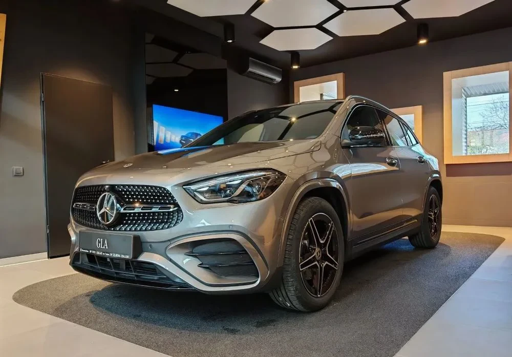 Poza 7 Mercedes-Benz GLA 200 d 4MATIC Aut.