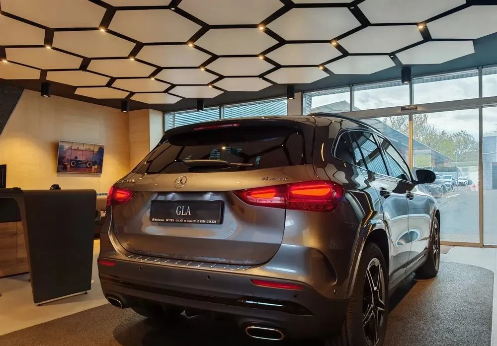 Poza 11 Mercedes-Benz GLA 200 d 4MATIC Aut.