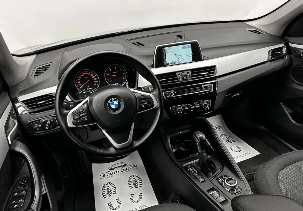 Poza 8 BMW X1 xDrive18d Aut. Advantage