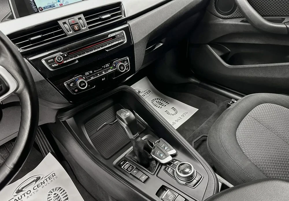 Poza 32 BMW X1 xDrive18d Aut. Advantage