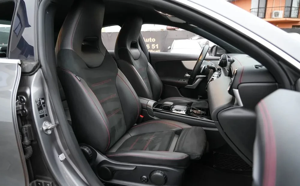 Poza 14 Mercedes-Benz CLA 200 7G-DCT AMG Line