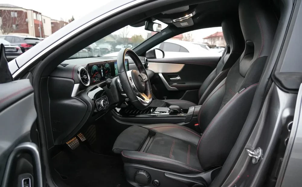 Poza 13 Mercedes-Benz CLA 200 7G-DCT AMG Line