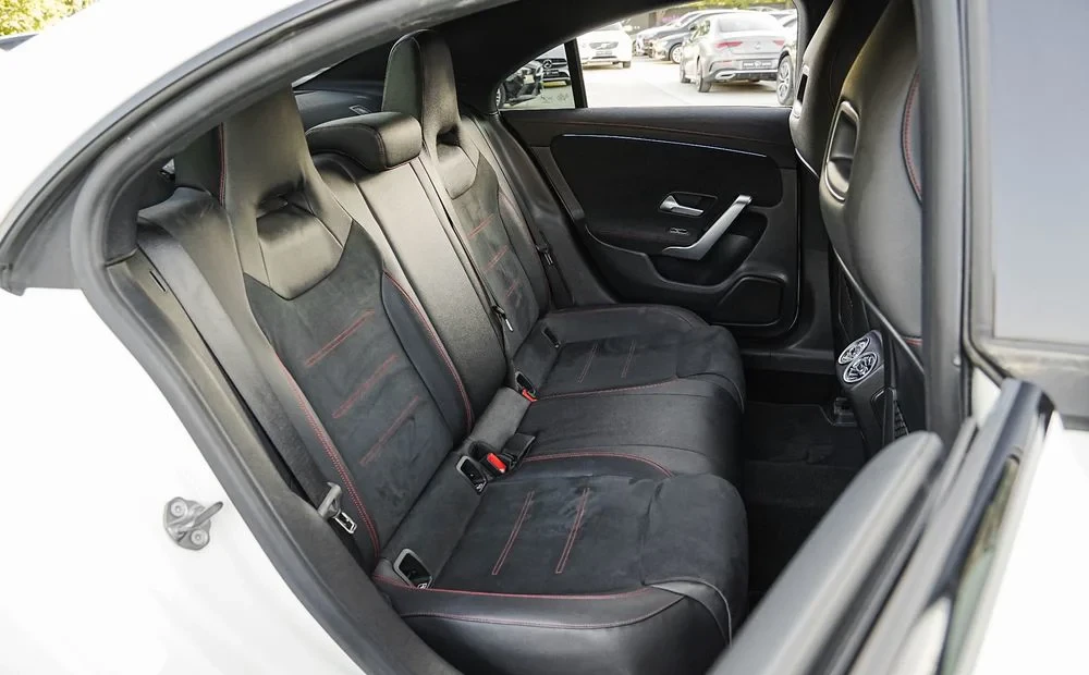 Poza 21 Mercedes-Benz CLA 180 d 7G-DCT AMG Line