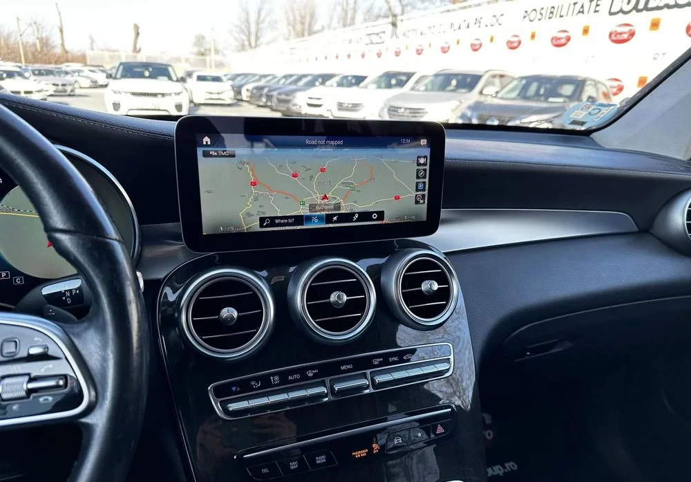 Poza 11 Mercedes-Benz GLC 220 d 4Matic 9G-TRONIC