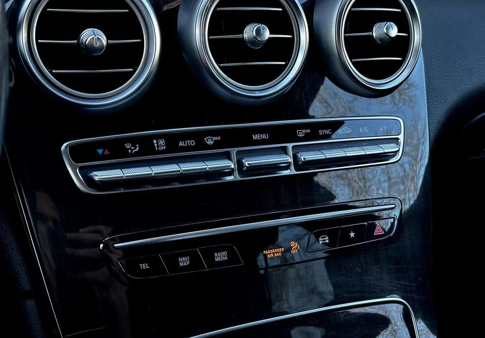 Poza 22 Mercedes-Benz GLC 220 d 4Matic 9G-TRONIC