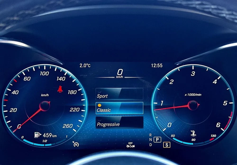 Poza 27 Mercedes-Benz GLC 220 d 4Matic 9G-TRONIC