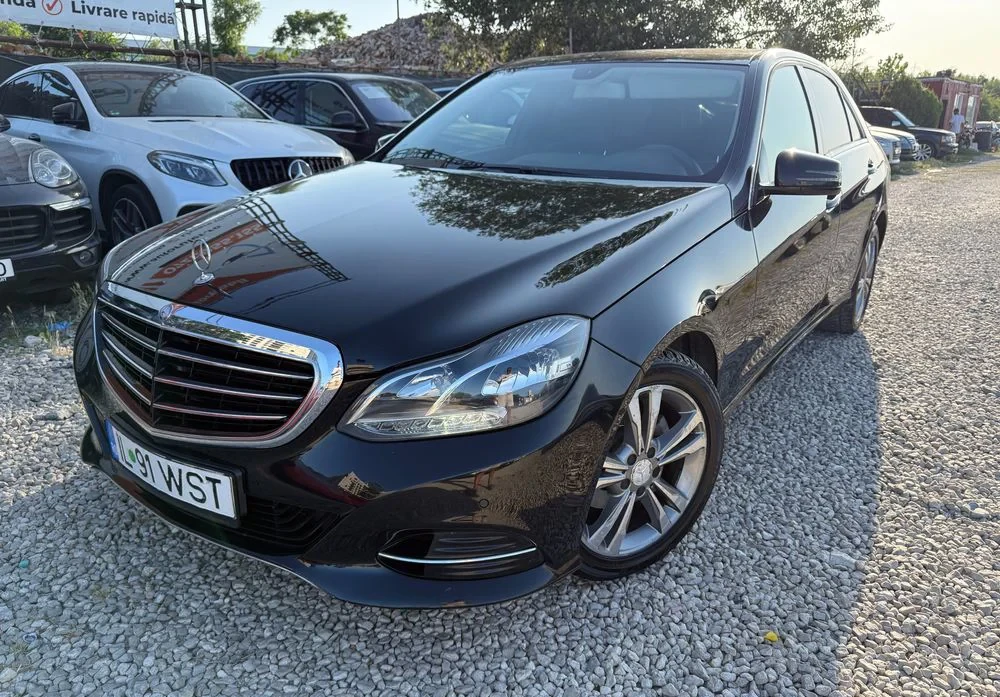 Poza 19 Mercedes-Benz E 200 CDI DPF BlueEFFICIENCY 7G-TRONIC
