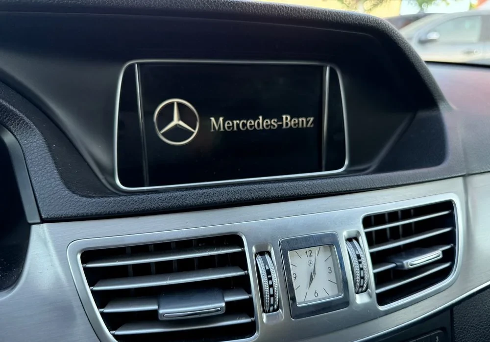 Poza 30 Mercedes-Benz E 200 CDI DPF BlueEFFICIENCY 7G-TRONIC