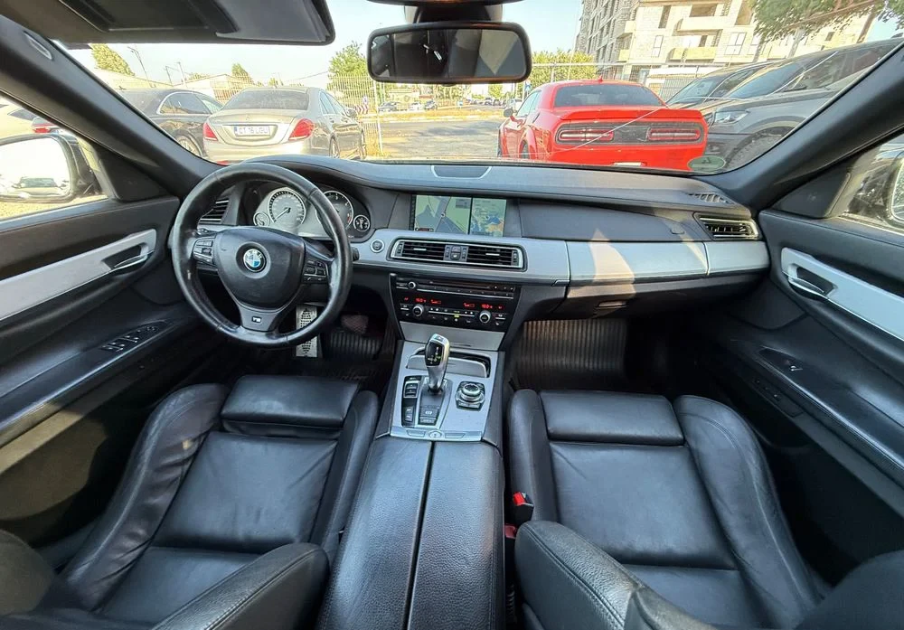 Poza 5 BMW Seria 7 740d xDrive Edition Exclusive