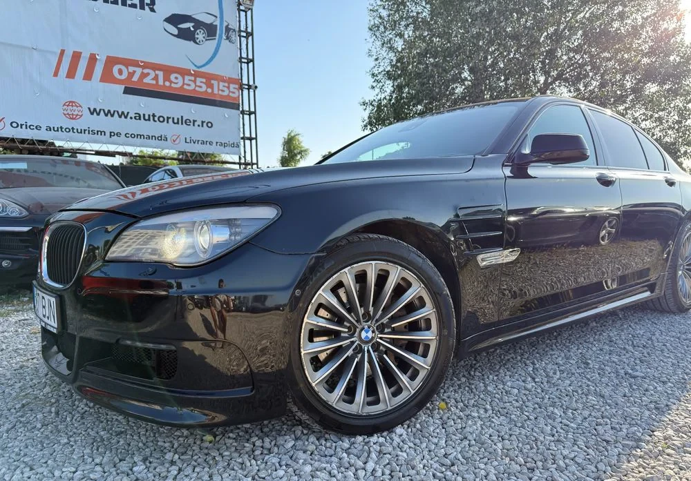 Poza 13 BMW Seria 7 740d xDrive Edition Exclusive