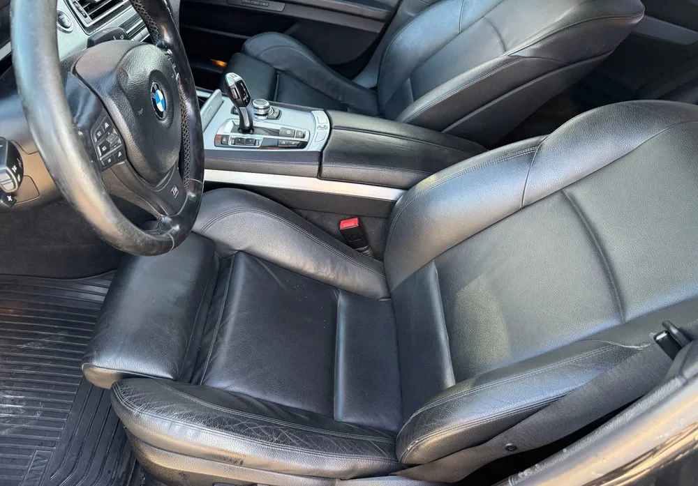 Poza 17 BMW Seria 7 740d xDrive Edition Exclusive