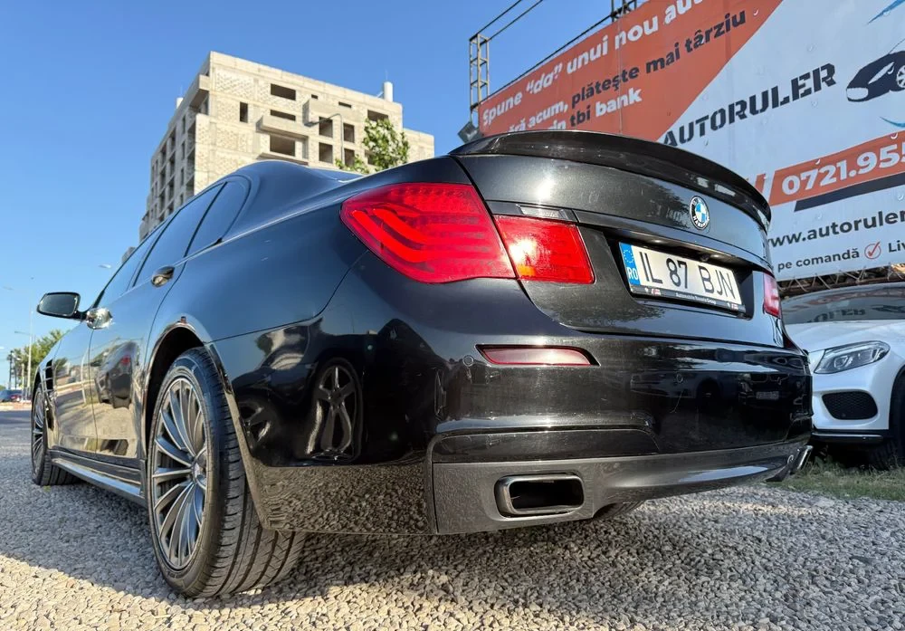Poza 20 BMW Seria 7 740d xDrive Edition Exclusive