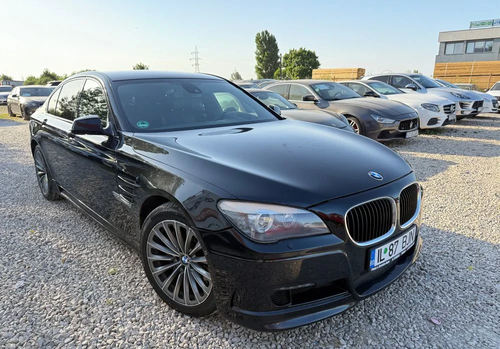 Poza 31 BMW Seria 7 740d xDrive Edition Exclusive
