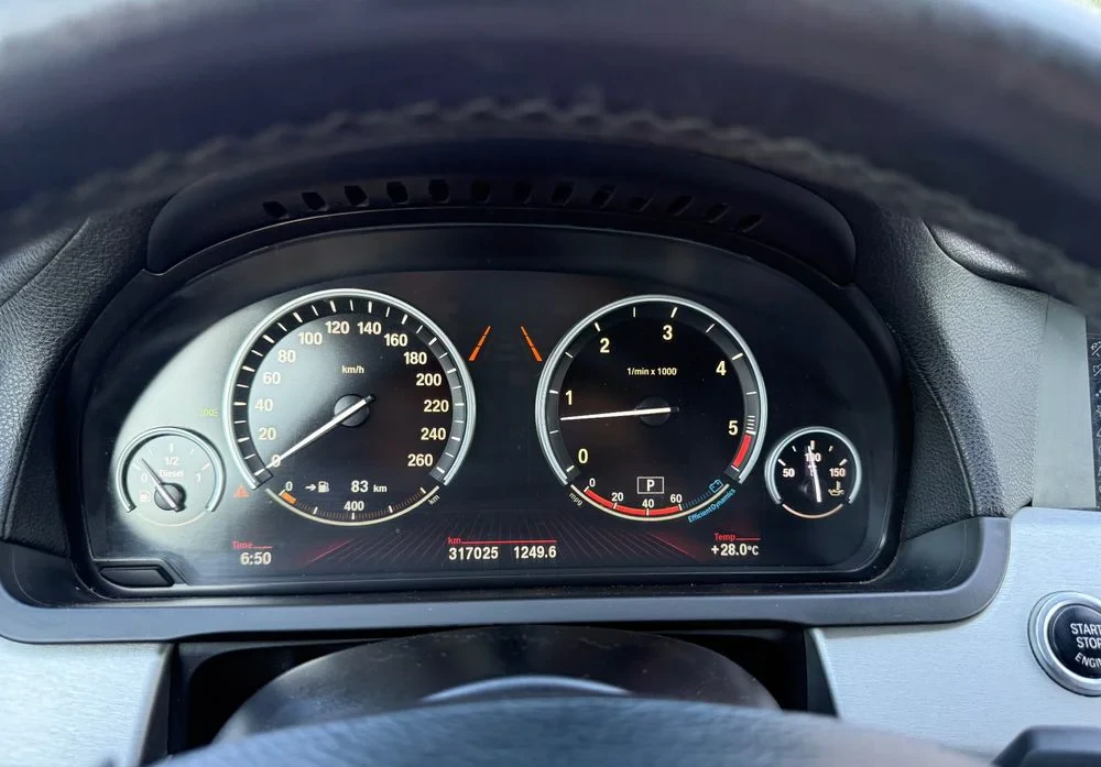 Poza 33 BMW Seria 7 740d xDrive Edition Exclusive