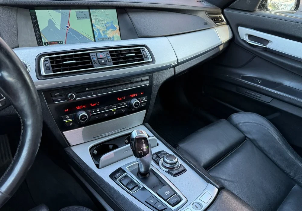 Poza 37 BMW Seria 7 740d xDrive Edition Exclusive